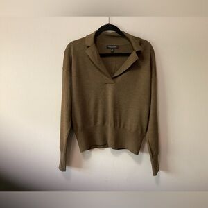 Banana republic Marino wool collared sweater. Medium. Olive green.